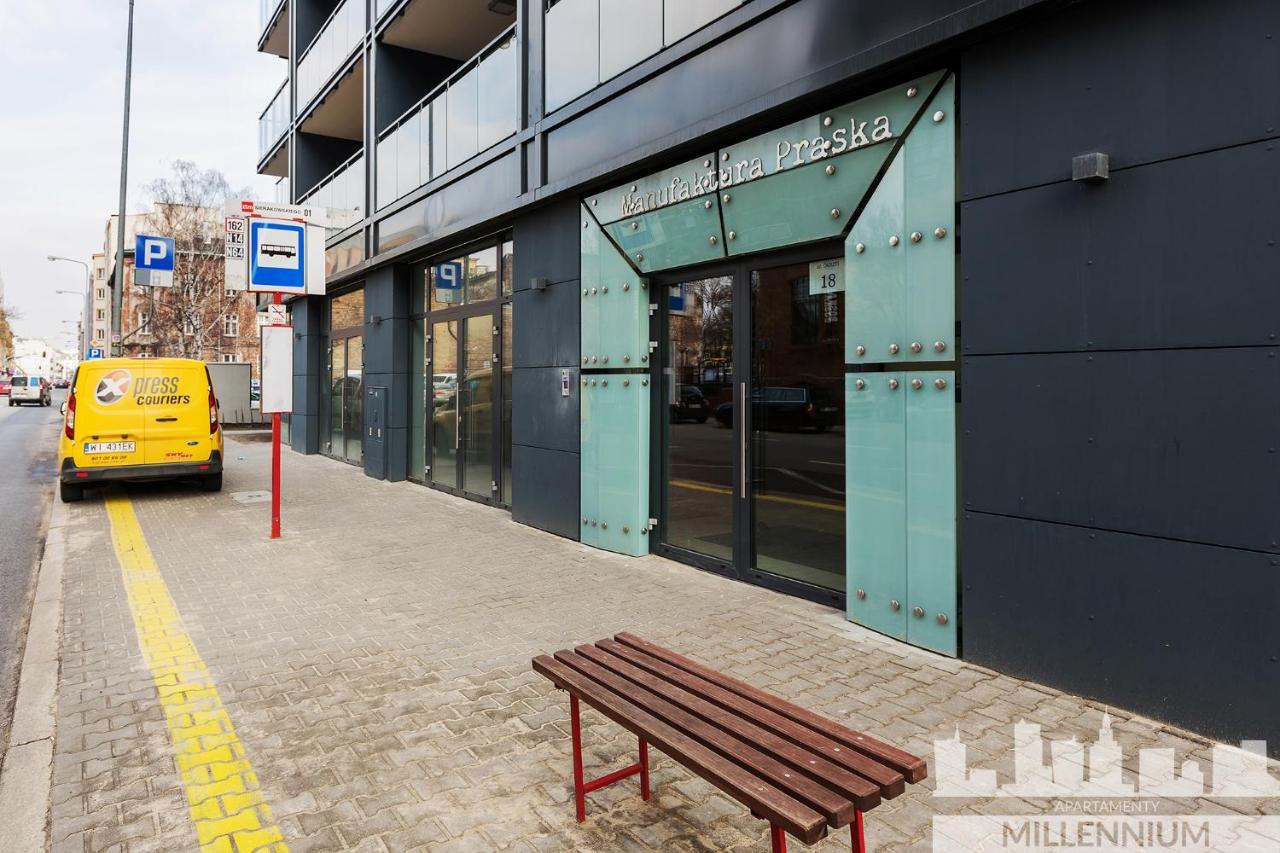 Millennium Manufaktura Blue Daire Varşova Dış mekan fotoğraf