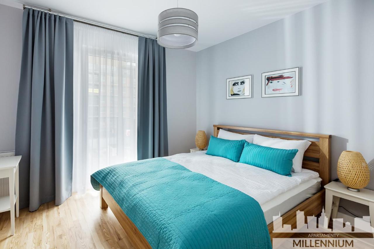 Millennium Manufaktura Blue Daire Varşova Dış mekan fotoğraf